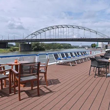 Botel Fairtours Hotelschiff Rembrandt Van Rijn*** Koeln Kolín nad Rýnem