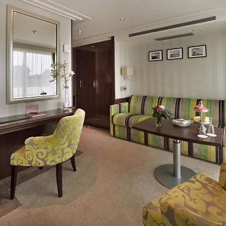 Fairtours Hotelschiff Rembrandt Van Rijn*** Koeln Botel *