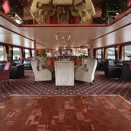 Botel Fairtours Hotelschiff Rembrandt Van Rijn*** Koeln *