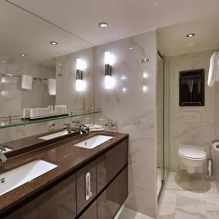 Fairtours Hotelschiff Rembrandt Van Rijn*** Koeln *