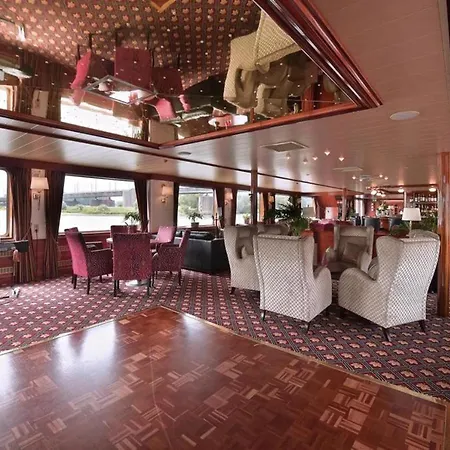 Botel Fairtours Hotelschiff Rembrandt Van Rijn*** Koeln *